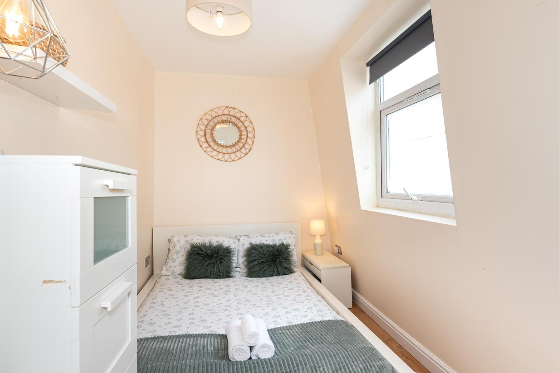 Lovely 3 Bedroom Flat , Aldgate, Tower Hill, Whitechapel