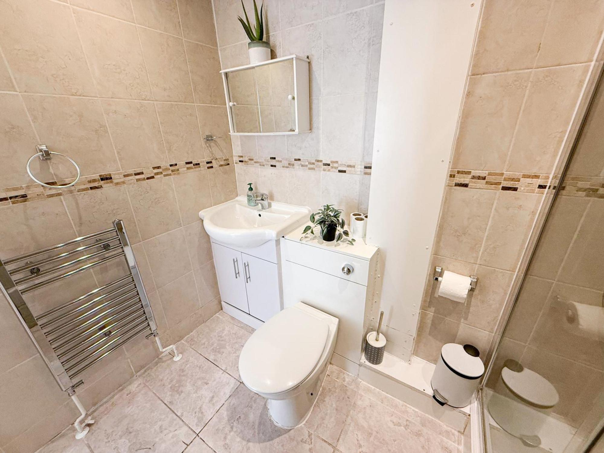 Lovely 3 Bedroom Flat , Aldgate, Tower Hill, Whitechapel Appartamento