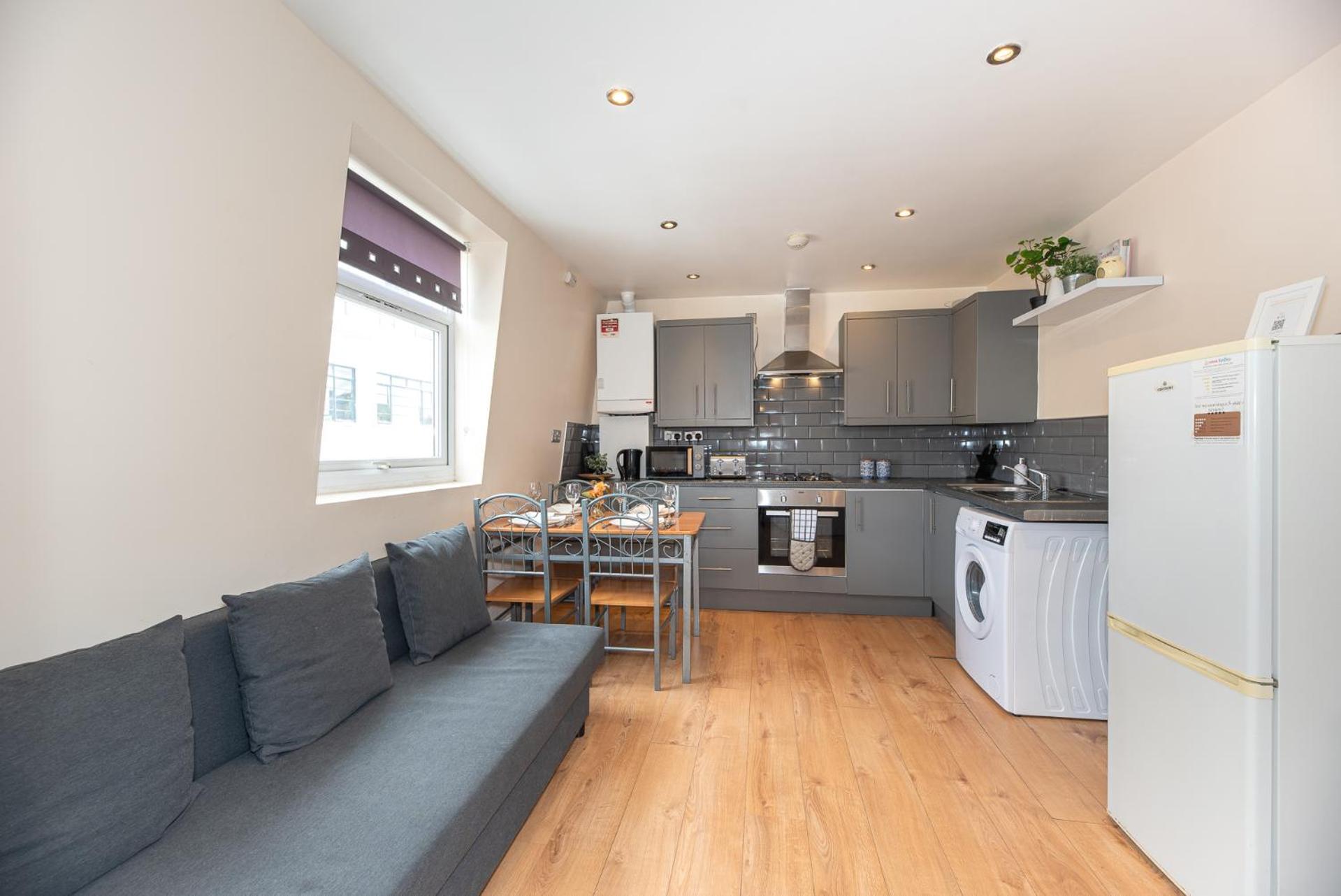 Lovely 3 Bedroom Flat , Aldgate, Tower Hill, Whitechapel Appartamento