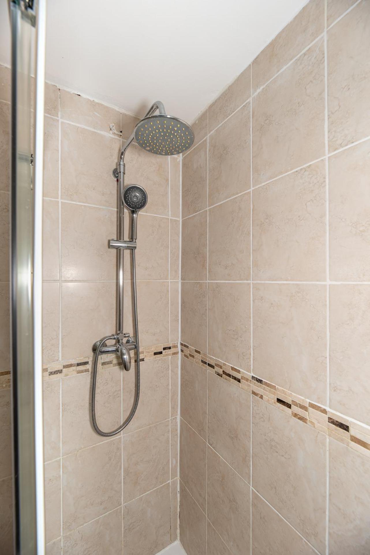 Lovely 3 Bedroom Flat , Aldgate, Tower Hill, Whitechapel Appartamento Londra